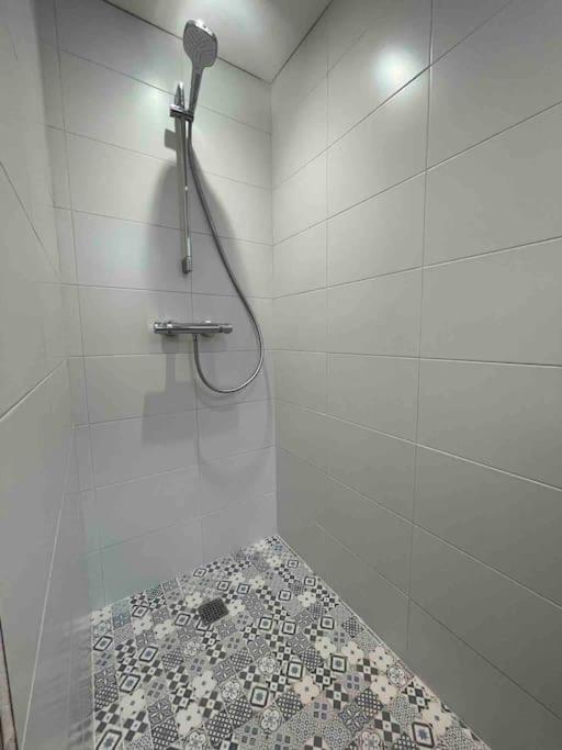 Apartment Neuf Confort A Proche De La Citadelle Blaye