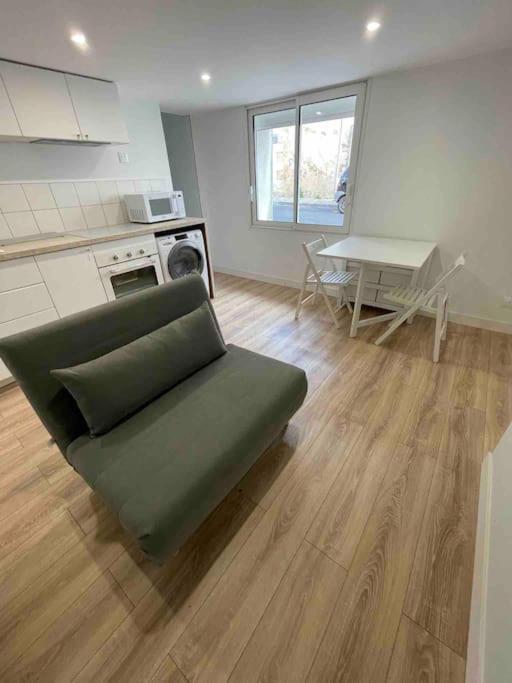 Neuf Confort A Proche De La Citadelle Apartment Blaye